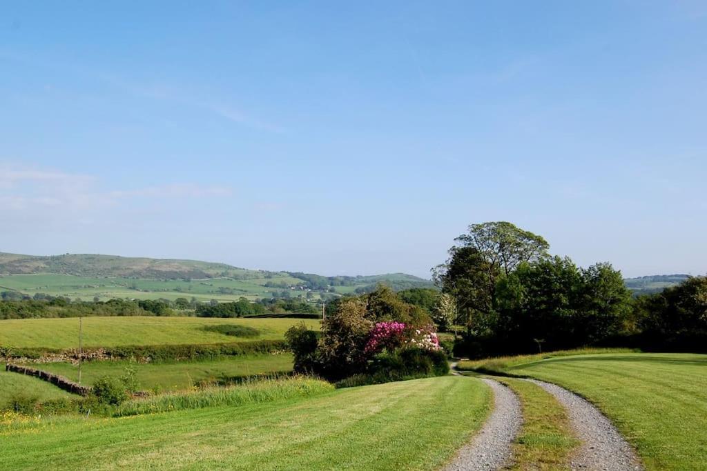 Cartmel Barn: Beckside Stables Vila Exterior foto